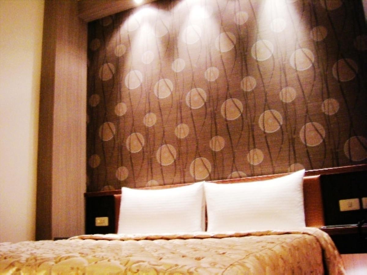Baseball Hotel Hsinchu City Exterior photo